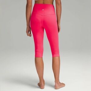 EUC Lululemon | Align High-Rise Crop 17" Size 10